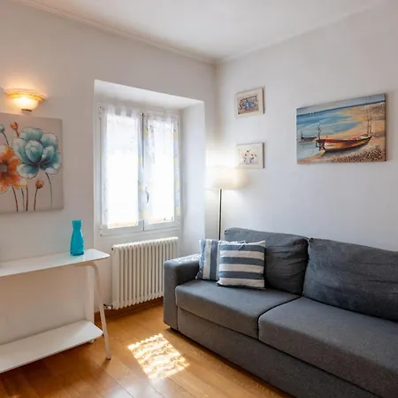 Guesthost - Bright Ariston X6! *