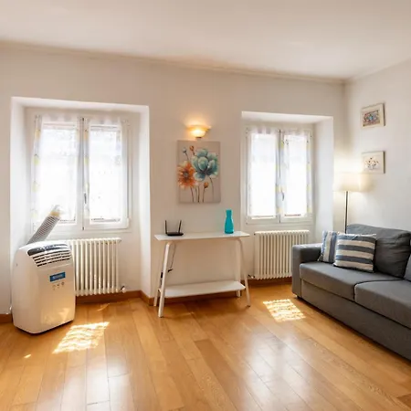 Guesthost - Bright Ariston X6!