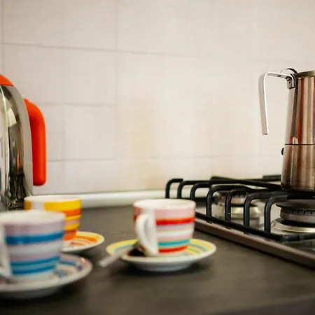 Guesthost - Bright Ariston X6! * San Remo