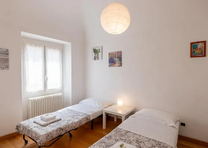 Guesthost - Bright Ariston X6! Apartament *