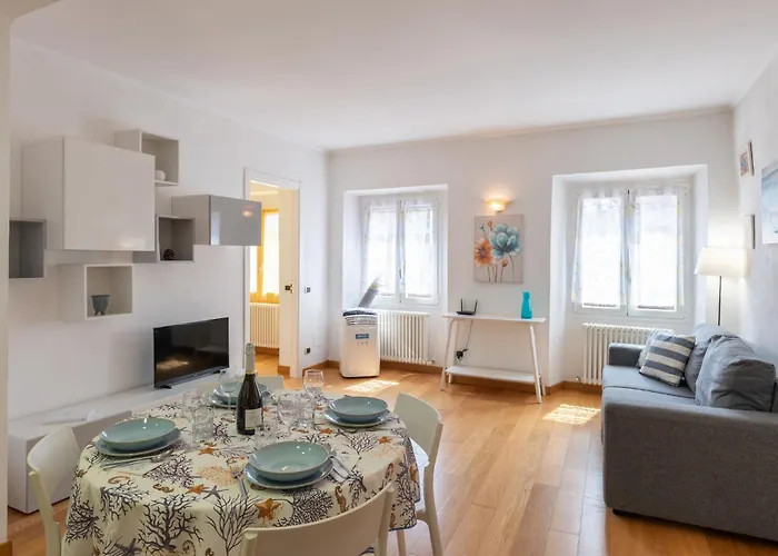 Guesthost - Bright Ariston X6! Apartament