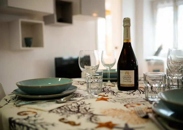 Guesthost - Bright Ariston X6! Apartament *