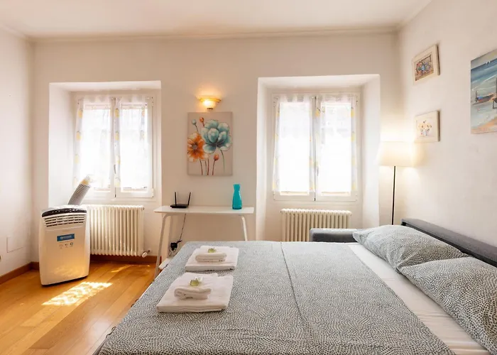 Guesthost - Bright Ariston X6! * San Remo