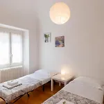 Guesthost - Bright Ariston X6! アパート *